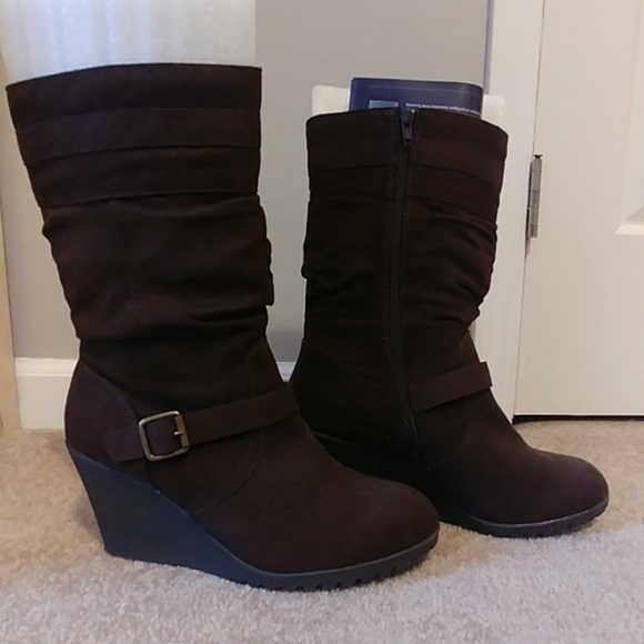 Wedge Boots - Picture 1 of 5